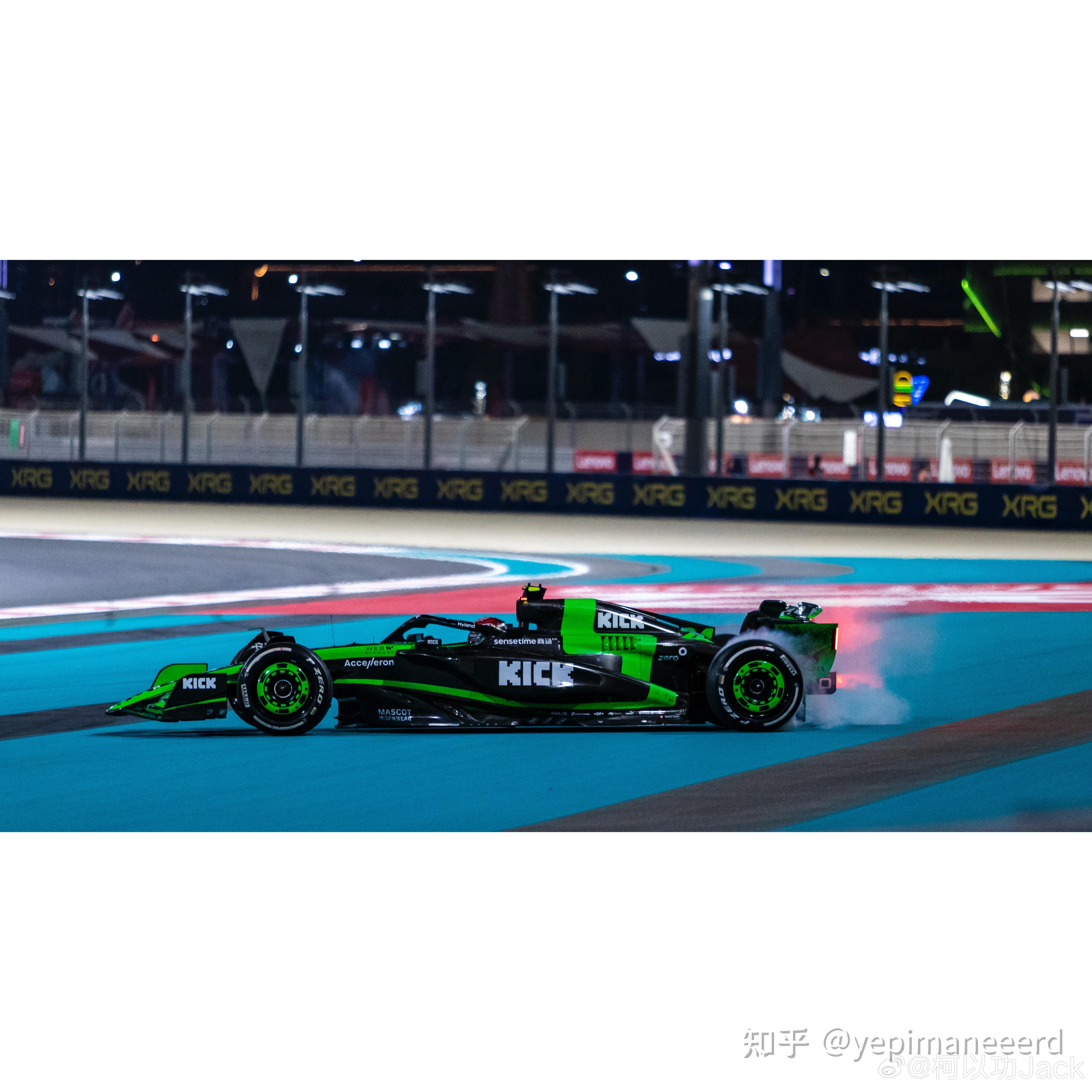 红牛车队逆转迈凯伦,塞恩斯带队取胜 红牛车队逆转迈凯伦,塞恩斯带队取胜