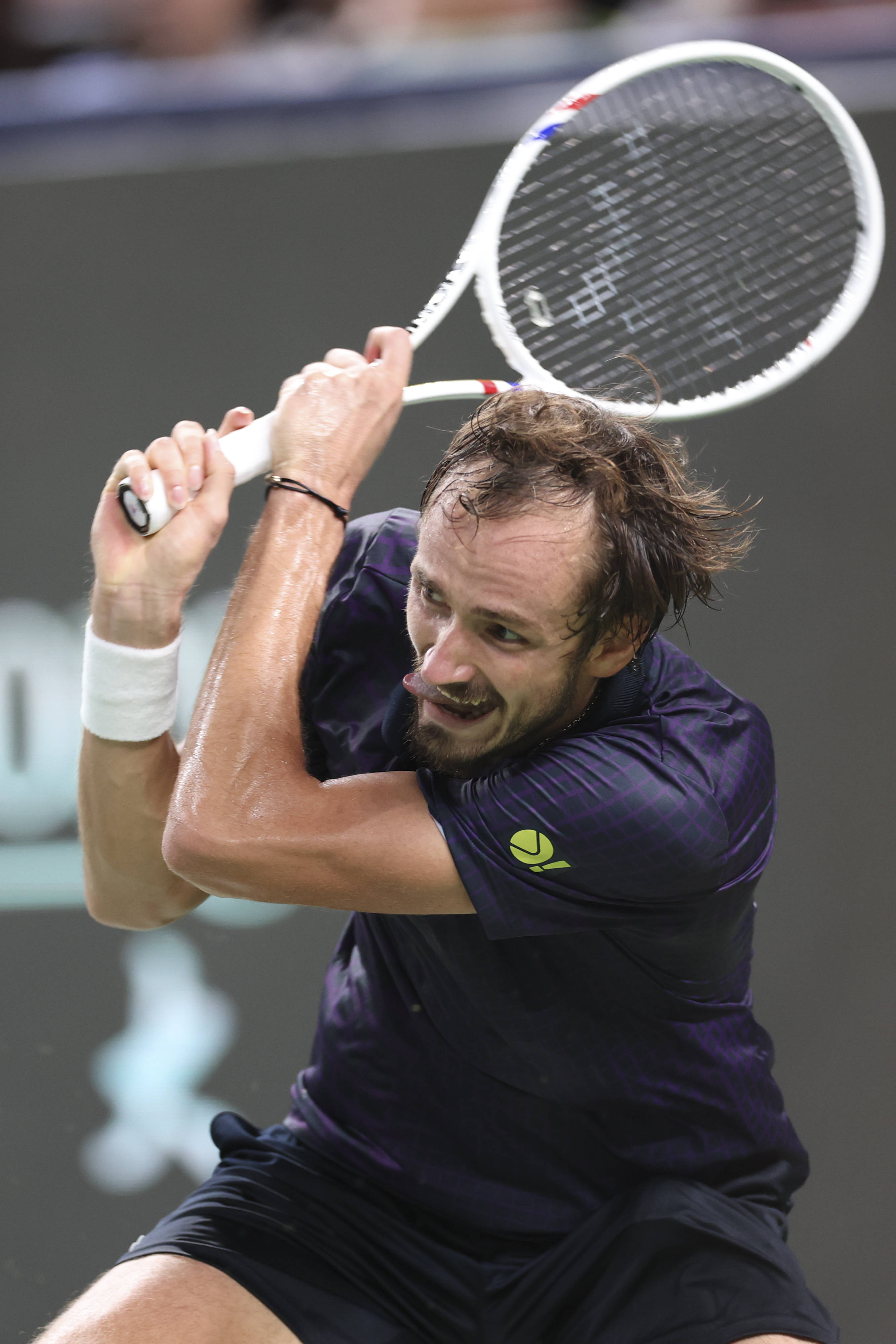 西班牙网球队轻取法国网球队,梅德韦杰夫打破历史纪录 西班牙网球队轻取法国网球队,梅德韦杰夫打破历史纪录