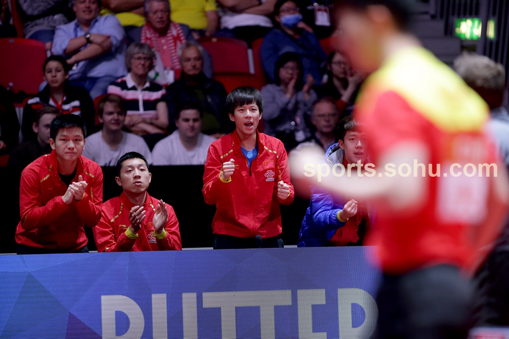 奥地利队力克日本队，马龙带队取胜