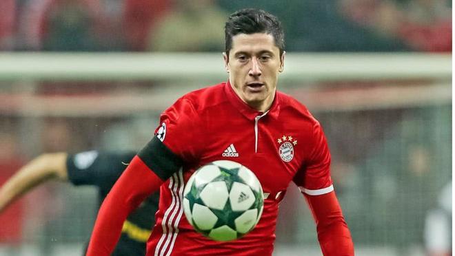 巴黎强势拜仁，科瓦契奇高光表现