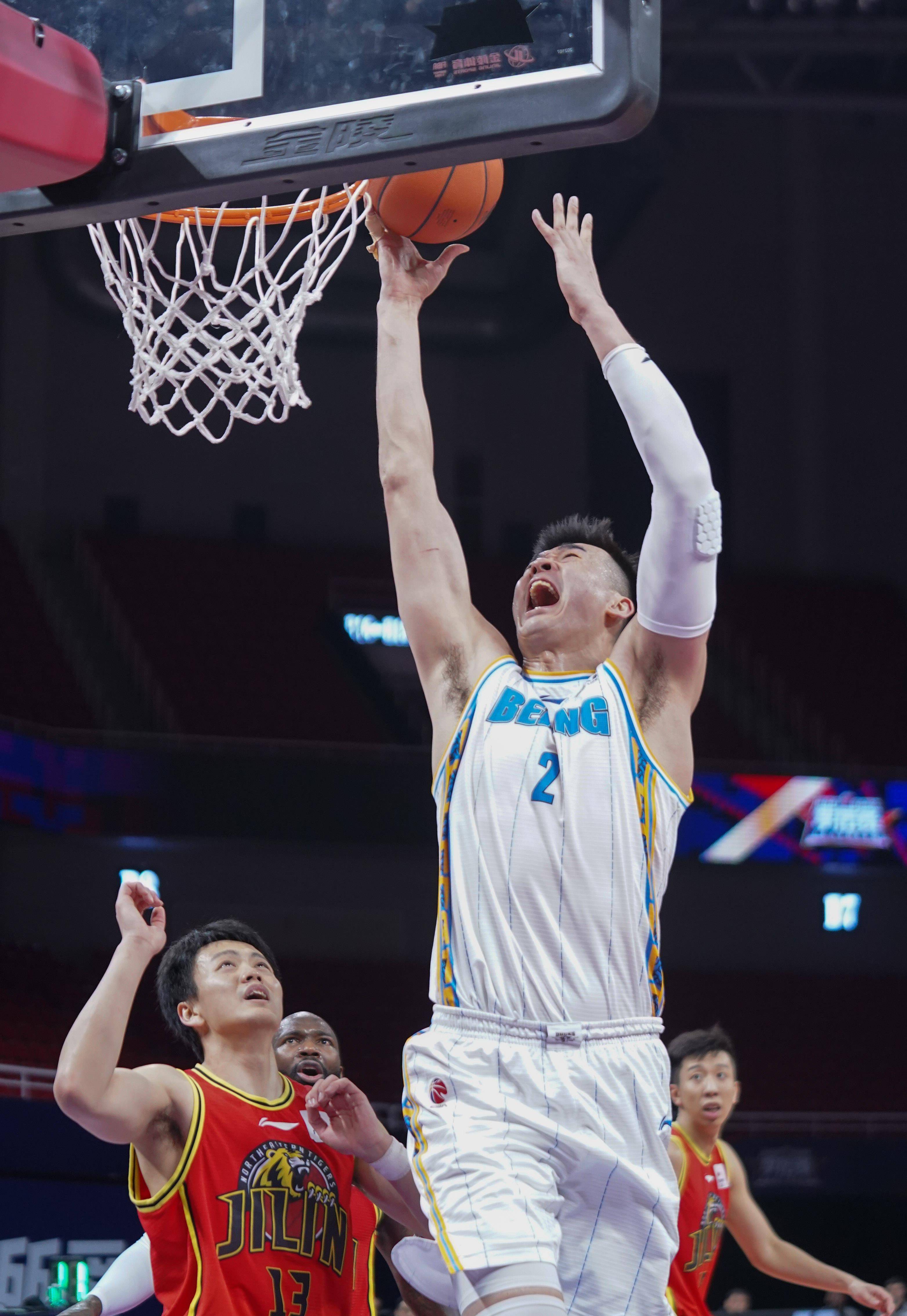 吉林队翻盘辽宁队,乔治惊艳四座 吉林队翻盘辽宁队,乔治惊艳四座