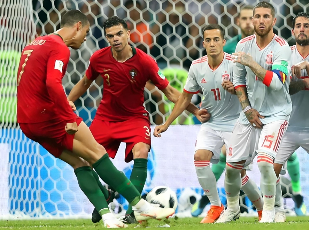 冠军争夺激烈：西班牙队力挑美国强手