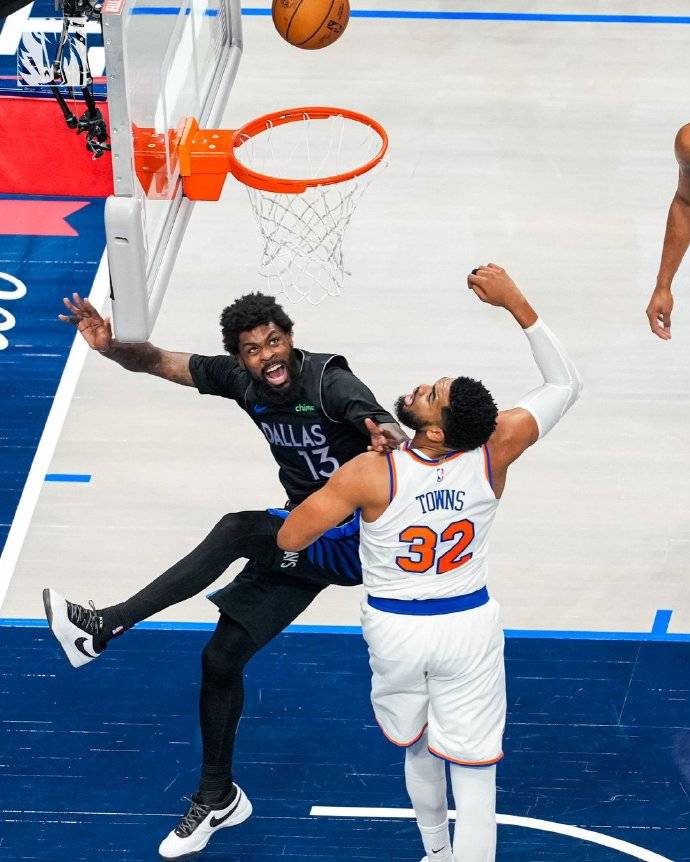 独行侠逆转太阳,唐斯命中制胜球 独行侠逆转太阳,唐斯命中制胜球